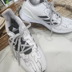 [ ADIDAS] boys STAR WARS WHITE&amp; BLACK SNEAKERS SIZE 2, NEVER WORN!!
