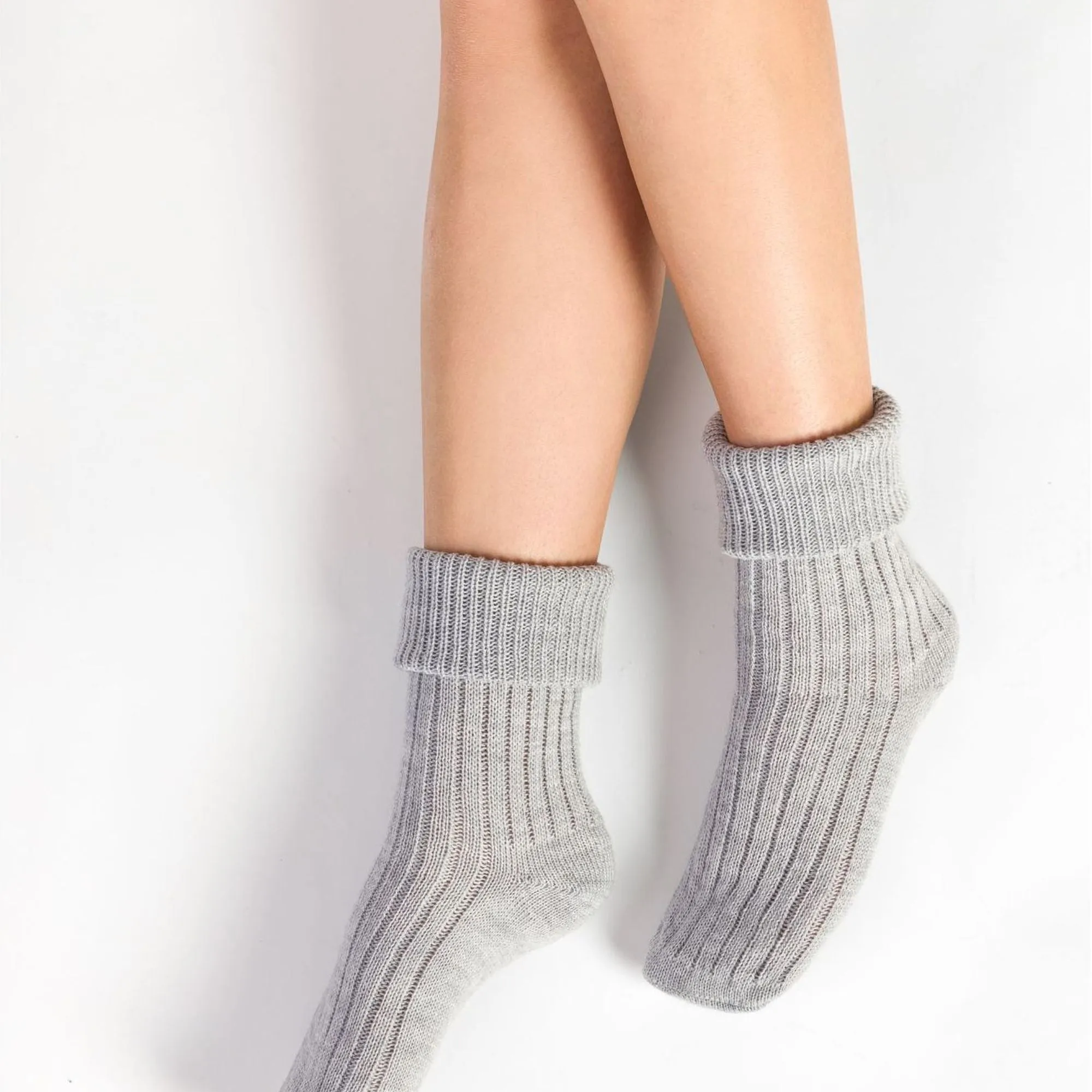 3 Pack Ladies Cosy Wool Bed Socks (2 Sizes)