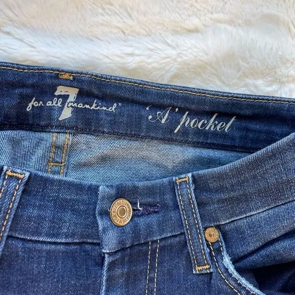 7 For All Mankind A Pocket Hi Rise Straight - Women’s 26
