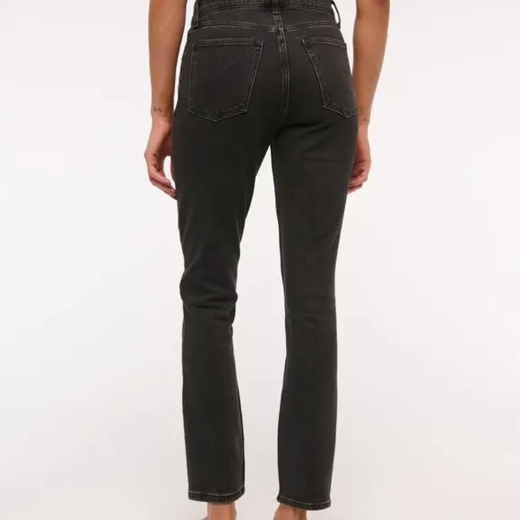 Abercrombie &amp; Fitch High Rise Skinny Jean - 30