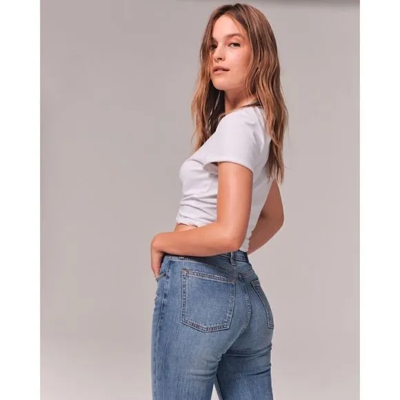Abercrombie &amp; Fitch High Rise Skinny Jean in Medium, Size 26/2S