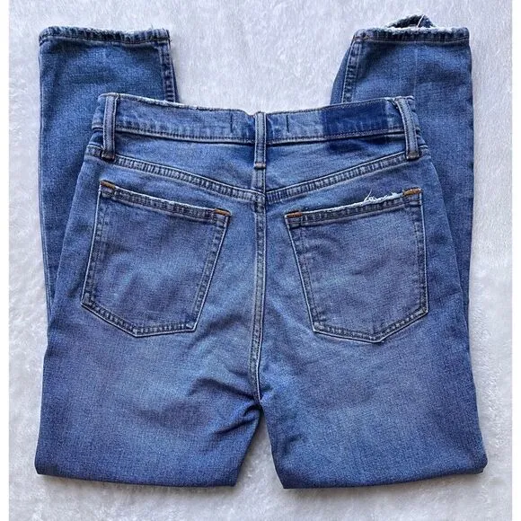 Abercrombie &amp; Fitch High Rise Skinny Jean in Medium, Size 26/2S