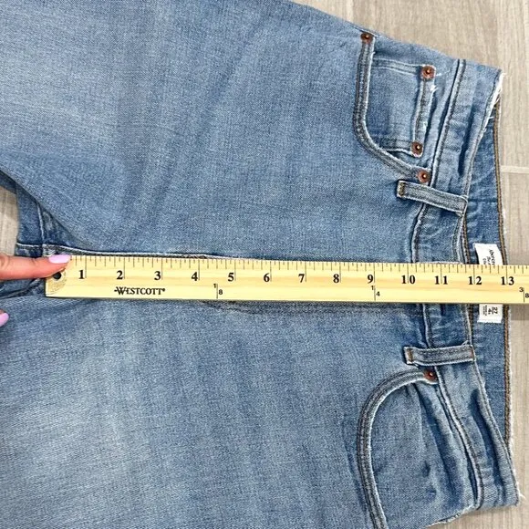 Abercrombie &amp; Fitch The Ankle Straight Ultra High Rise in Light Wash Denim Sz 27
