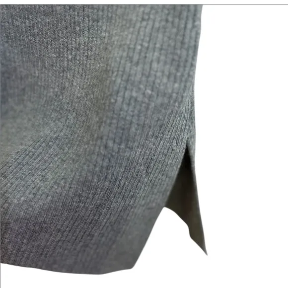 ABERCROMBIE AND FITCH Slim Henley Sweater Tee, Size SMALL