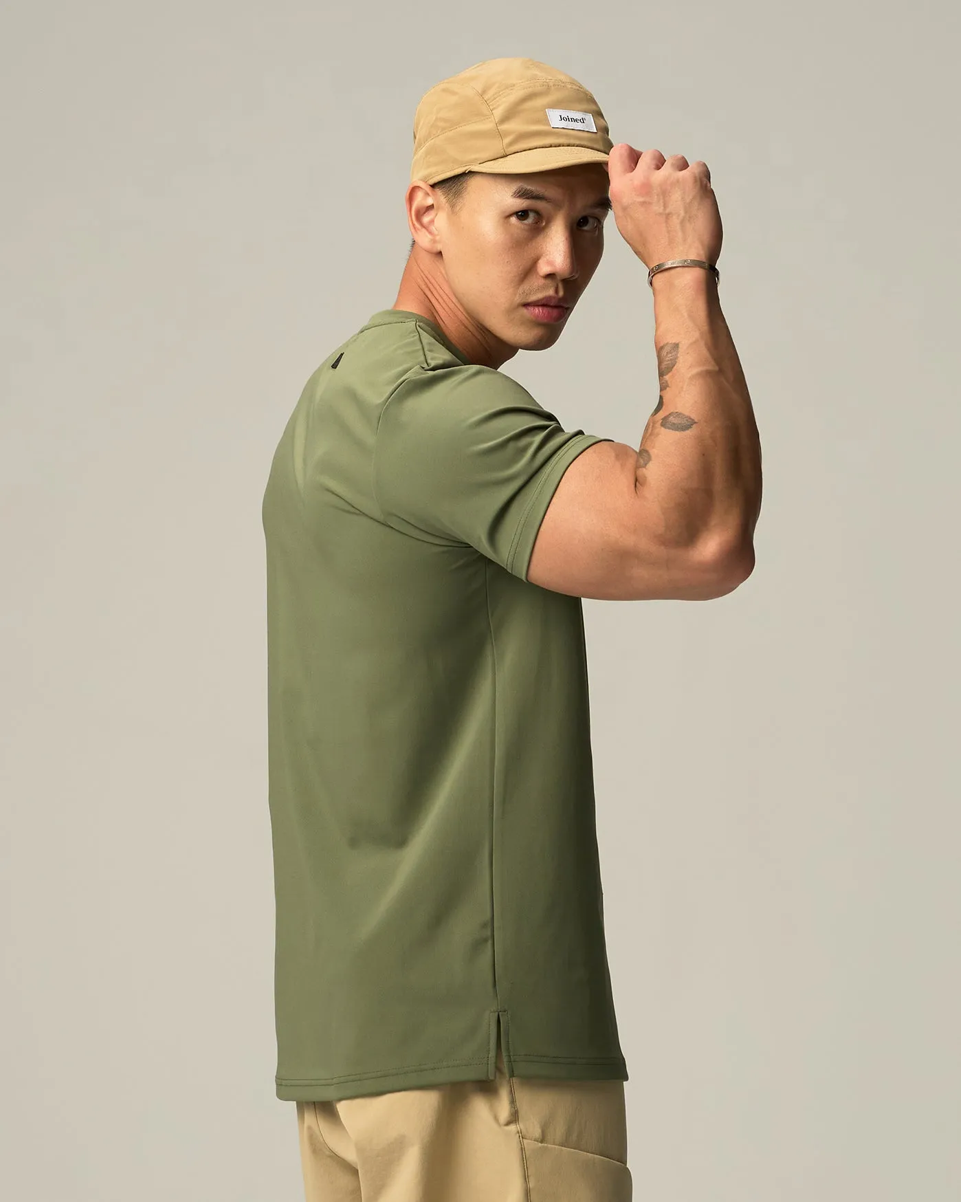 Adapt Flat Sleeves Muscle Top