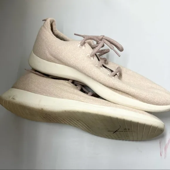 ALLBIRDS Merino Wool Runners Light Pink Limited Edition 0818 Mens 12 Pale Pink