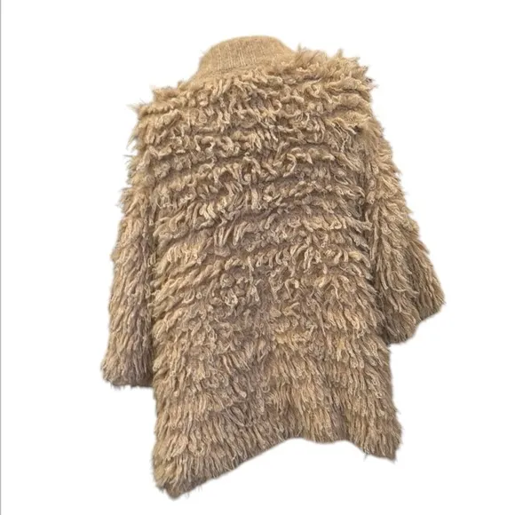 Anthroplogie Knitted &amp; Knotted Talah Tan Shag  Fringe Cardigan Sweater Size M