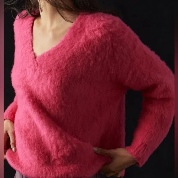 Anthropologie's Maeve Plush V-Neck Sweater FushiaPink Size S Wool Blend NWT