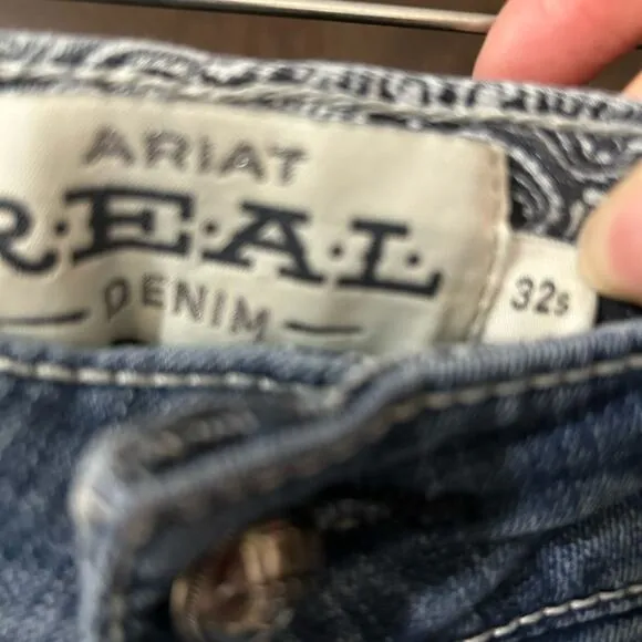 Ariat REAL DENIM Mid Rise Straight Leg Jeans Size 32