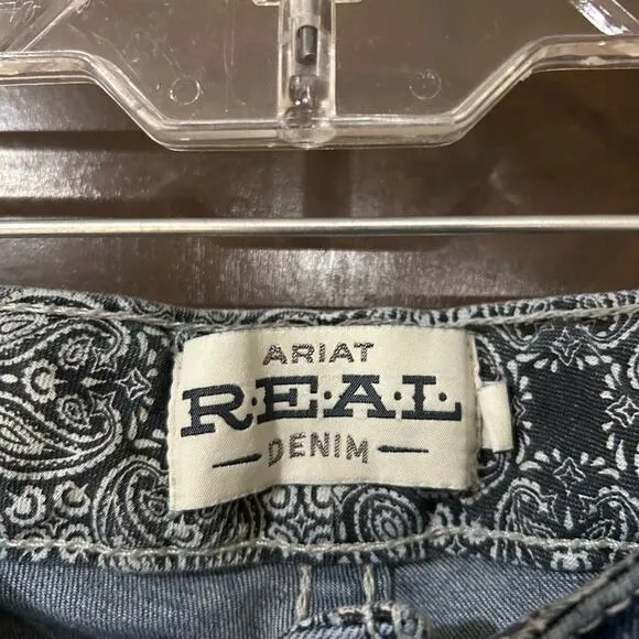 Ariat REAL DENIM Mid Rise Straight Leg Jeans Size 32
