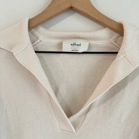 Aritzia Clara Merino Wool Sweater light birchSize S