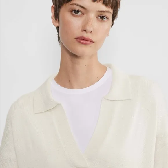 Aritzia Clara Merino Wool Sweater light birchSize S