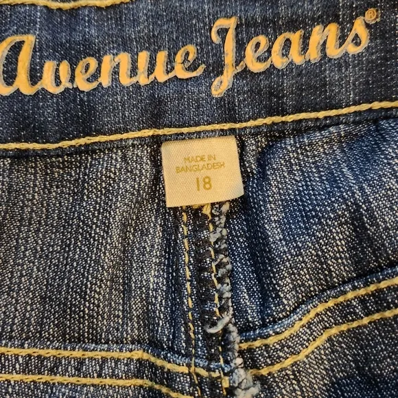 Avenue Jeans Stretch Denim Shorts Blue 18 W-937
