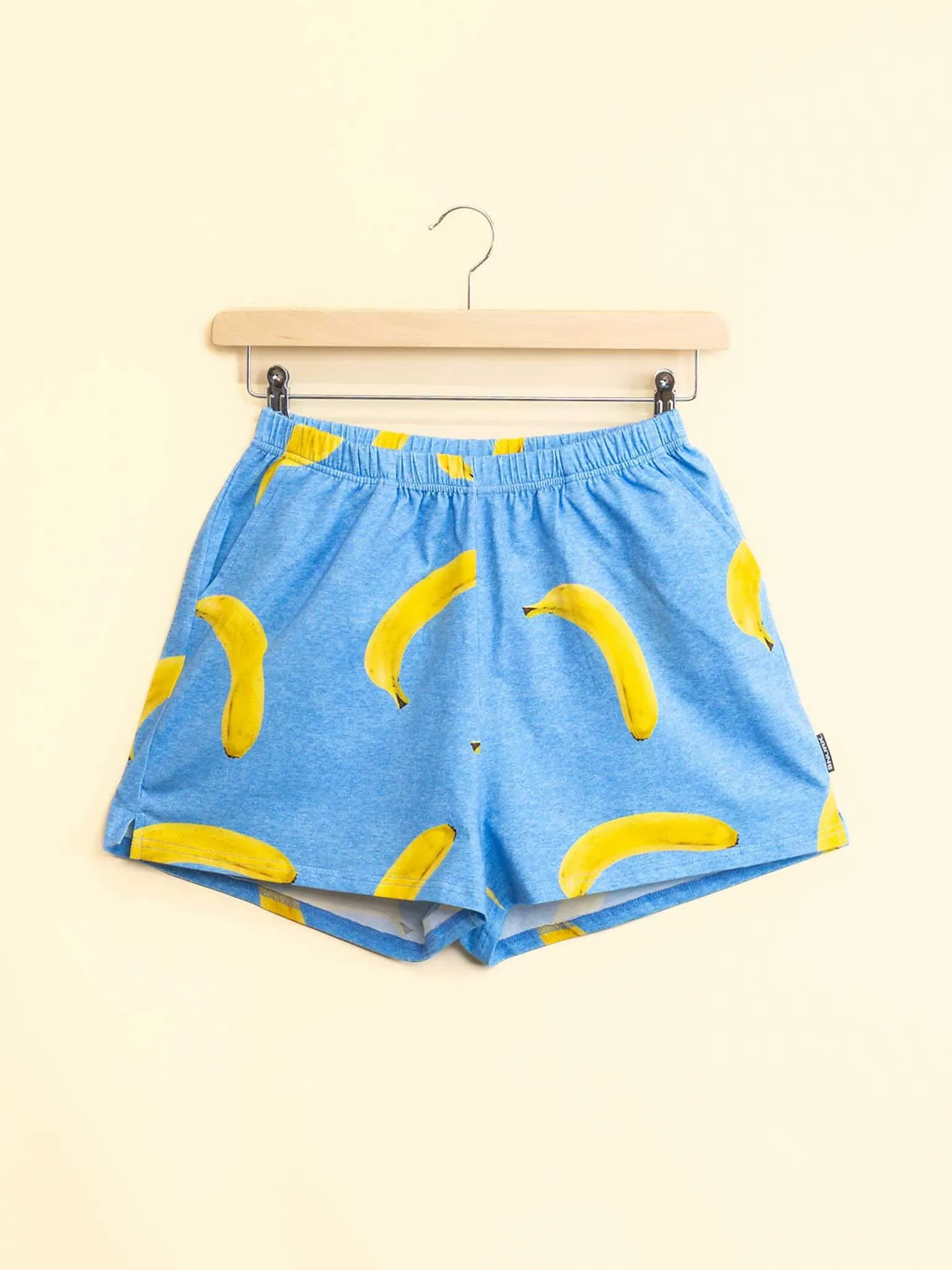 Banana Blue V-neck T-shirt en Shorts set Dames
