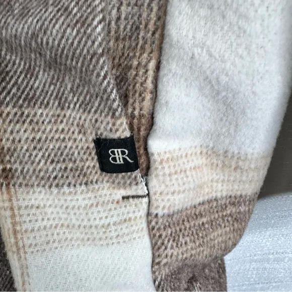Banana Republic longline shacket neutral plaid wool blend casual fall winter