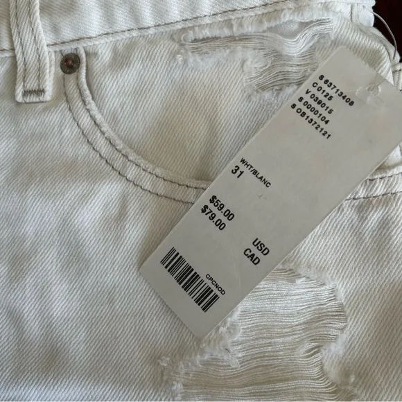 BDG | A-Line White Distressed Denim Shorts