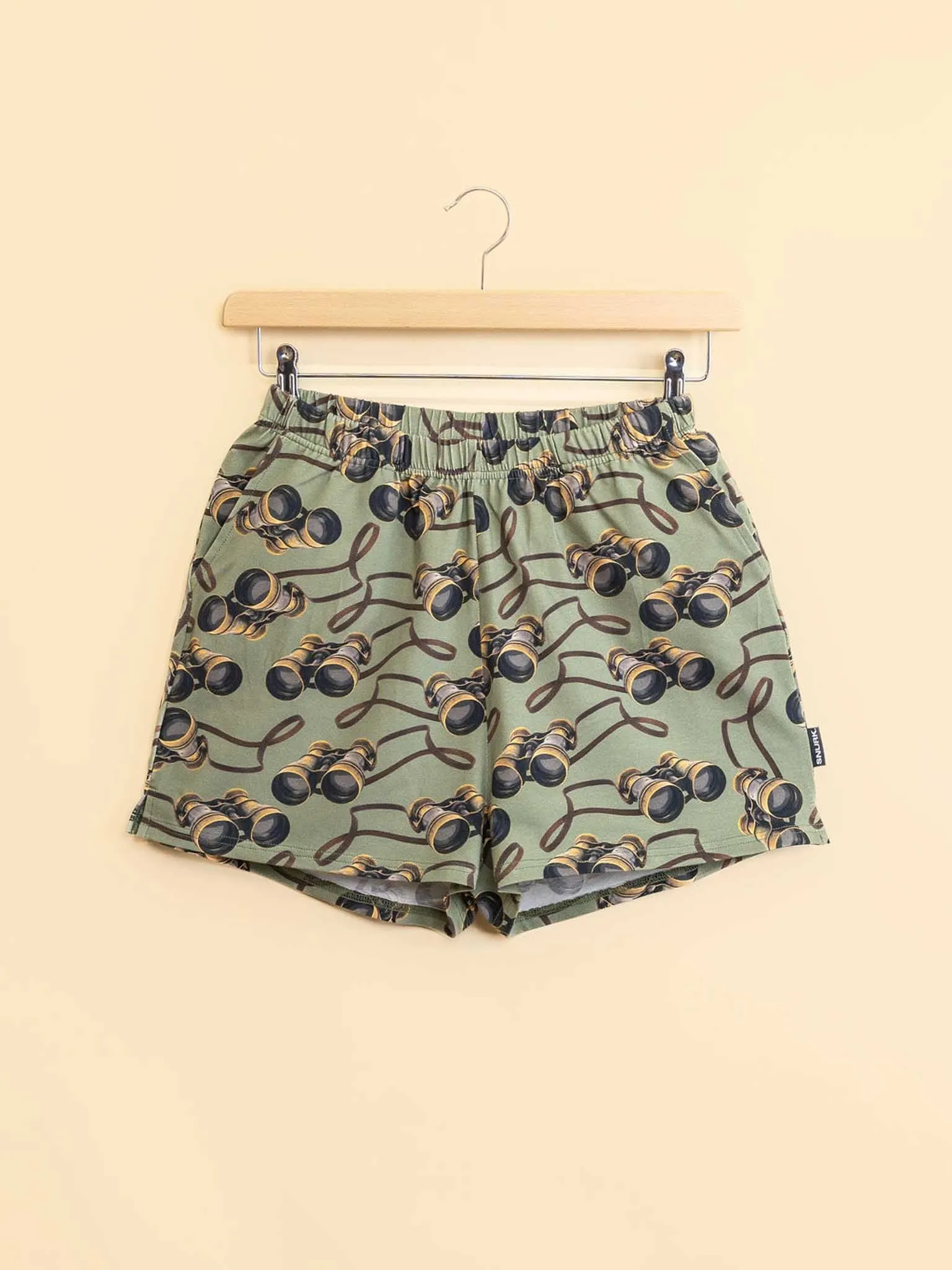 Binoculars T-shirt en Shorts set Dames