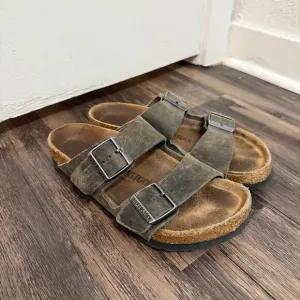 Birkenstock Arizona Sandals Women’s Size 6 Men’s Size 5