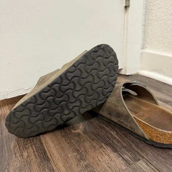 Birkenstock Arizona Sandals Women’s Size 6 Men’s Size 5