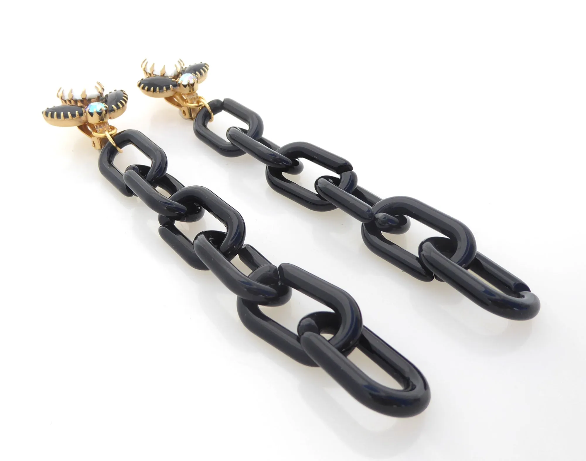Black and pearl chain earrings