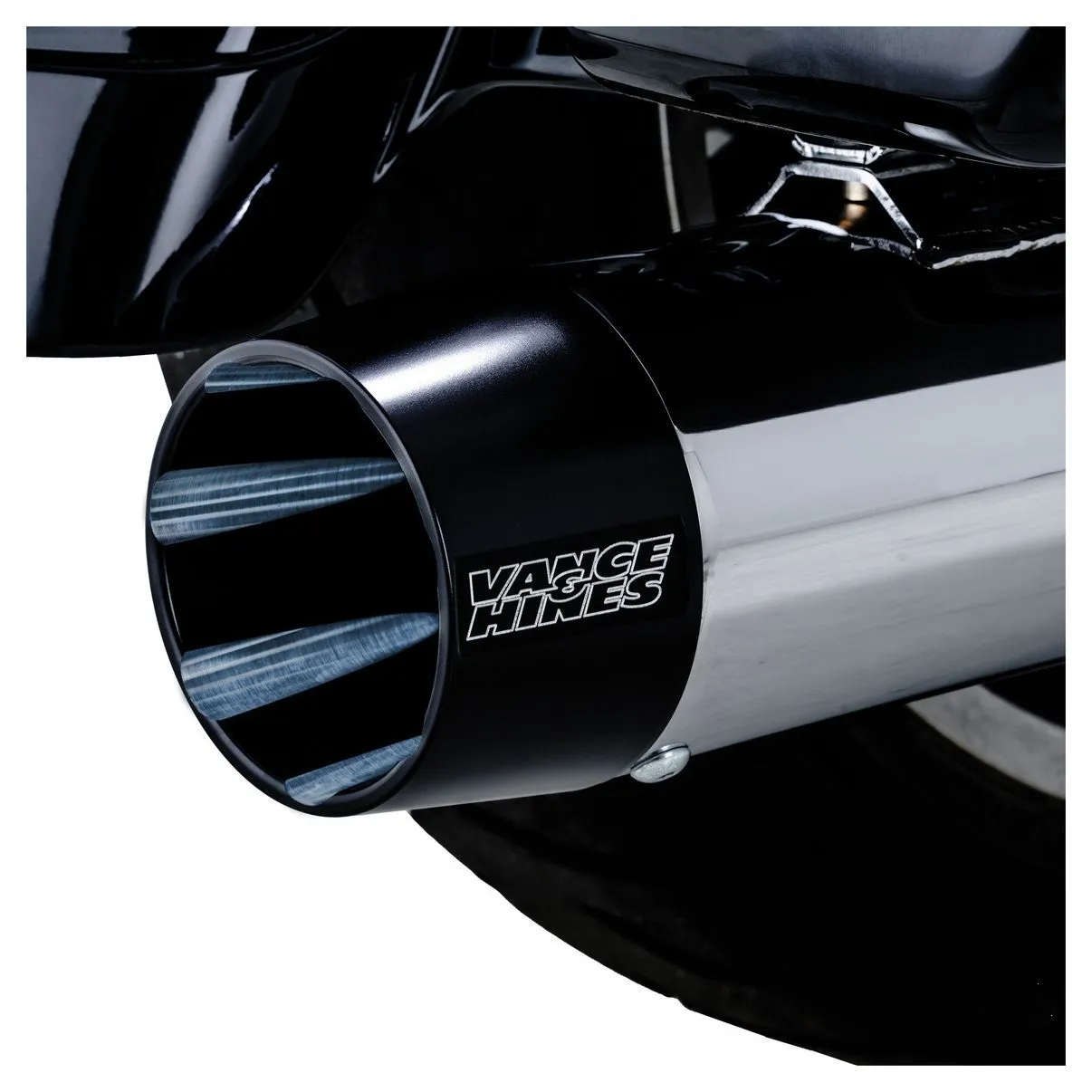 BLACKBIRD 450 SLIP-ONS CHR TOURING 2017-23 v16792
