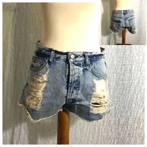 Brandy &amp; Mellville Destroyed Shorts Size 40 (L)