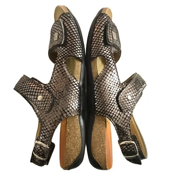 CALZAMEDI SPAIN Metallic Leather Orthopedic Comfort Sandals