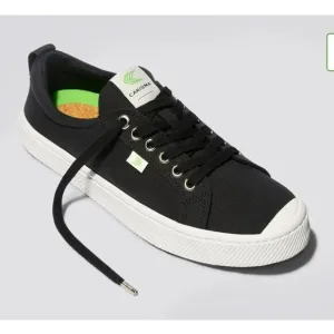 Cariuma OCA low black sneakers tennis everyday women’s 10.5 men’s 9 NIB