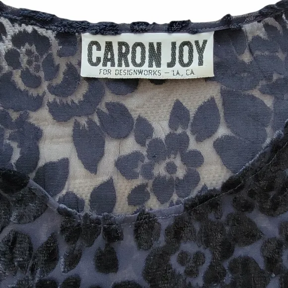 CARON JOY VELVET FLORAL LACE OVERLAY DRESS