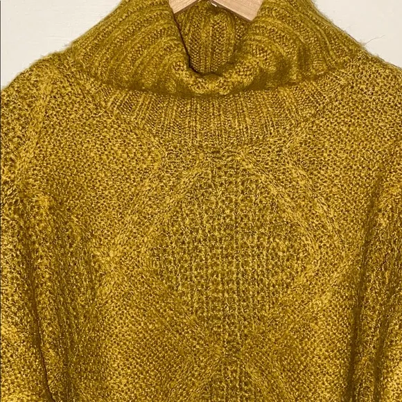 Caslon Chunky Cable Knit Turtleneck Sweater