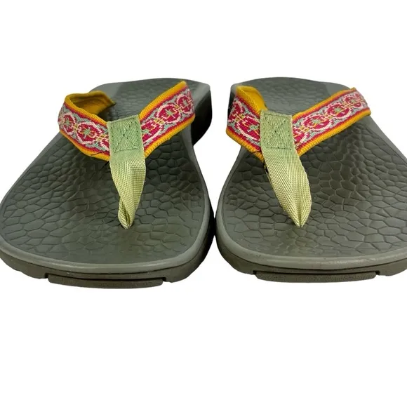 Chaco Classic Flip with  Arch Support Women’s size 8 in Yellow Pink Green