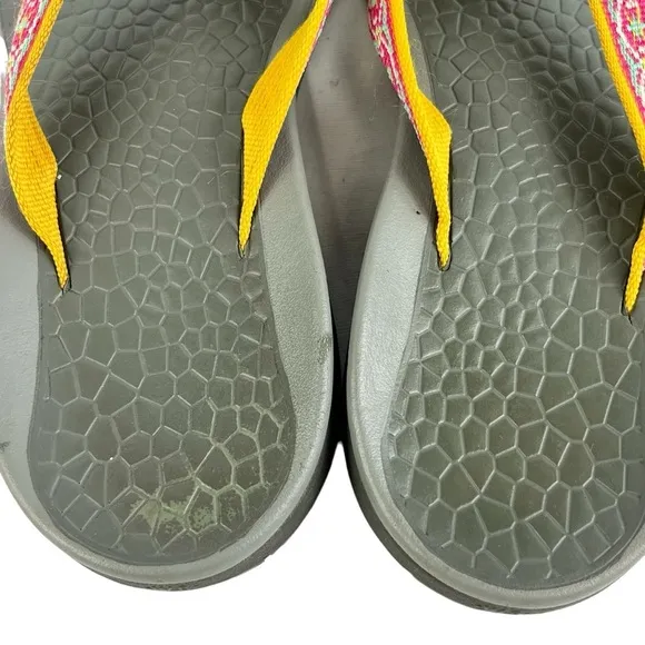 Chaco Classic Flip with  Arch Support Women’s size 8 in Yellow Pink Green