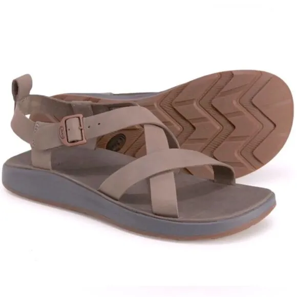 CHACO Wayfarer Gray Brown Mens Leather Buckle Sandals