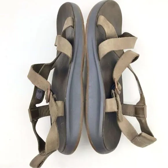 CHACO Wayfarer Gray Brown Mens Leather Buckle Sandals