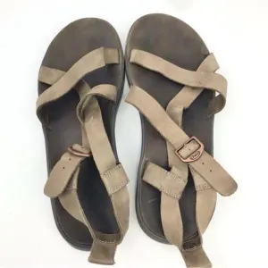 CHACO Wayfarer Gray Brown Mens Leather Buckle Sandals