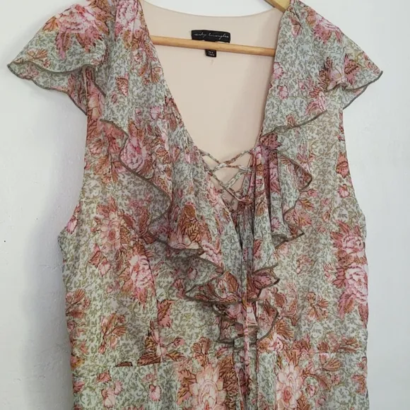 City Triangles Hi low Floral  Maxi dress sz 15