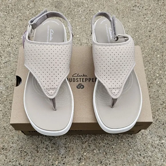 Clarks cloudsteppers cushion sandals women's size 10