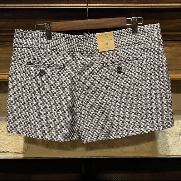 Club Monaco Low Rise City Tweed Shorts