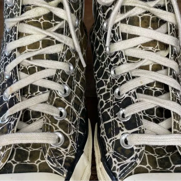Converse chuck 70 Hi  &quot;Animal Print&quot; unisex Women's Sz 8.5 Men’s 6.5 / 167485C