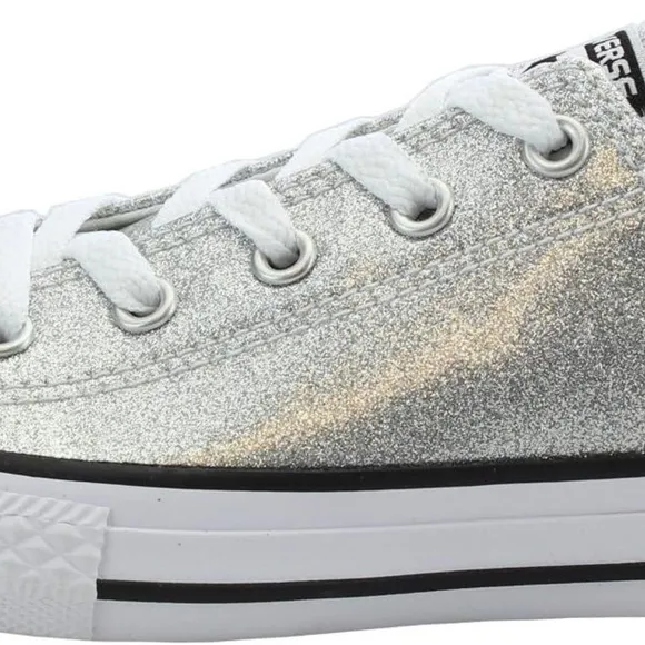 Converse Silver Glitter Chuck Taylor All Star Junior's Ox Lace Up Low Top / Sz 1