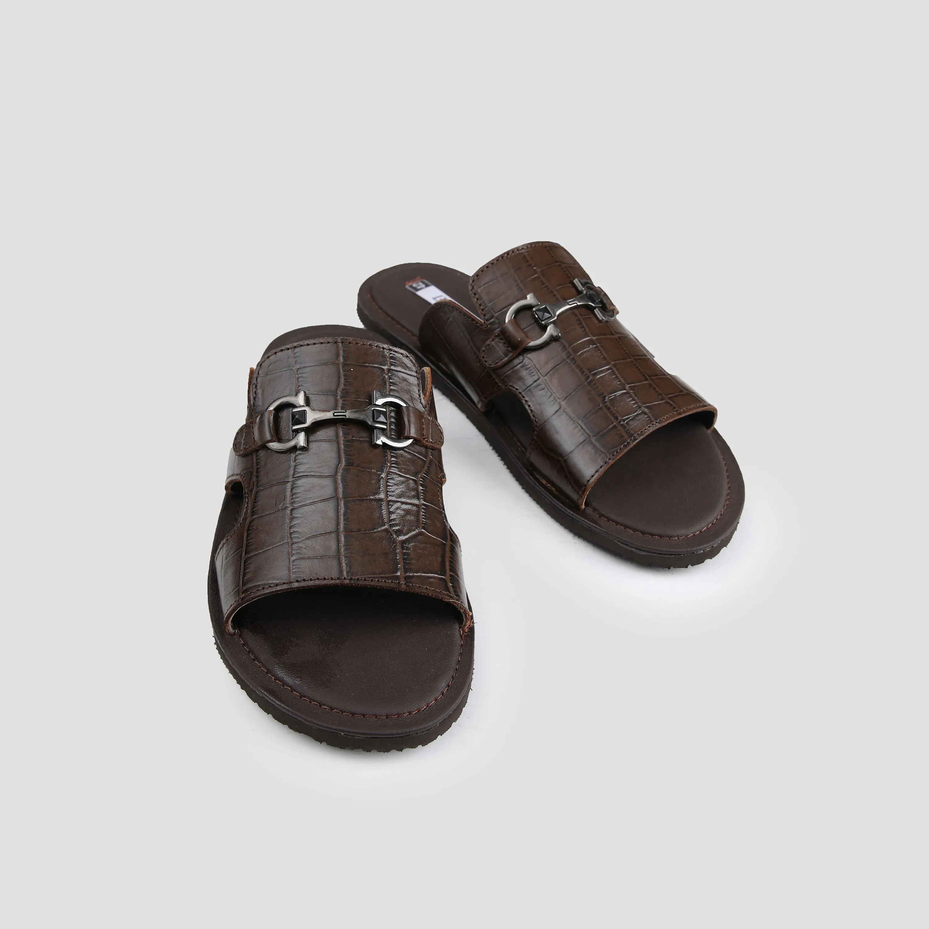 CROC TEXTURED LEATHER SLIPPER