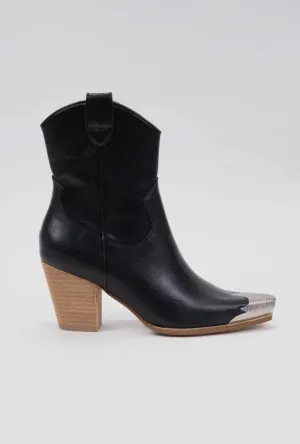 Dakota Metallic Tip Toe Cowboy Boots