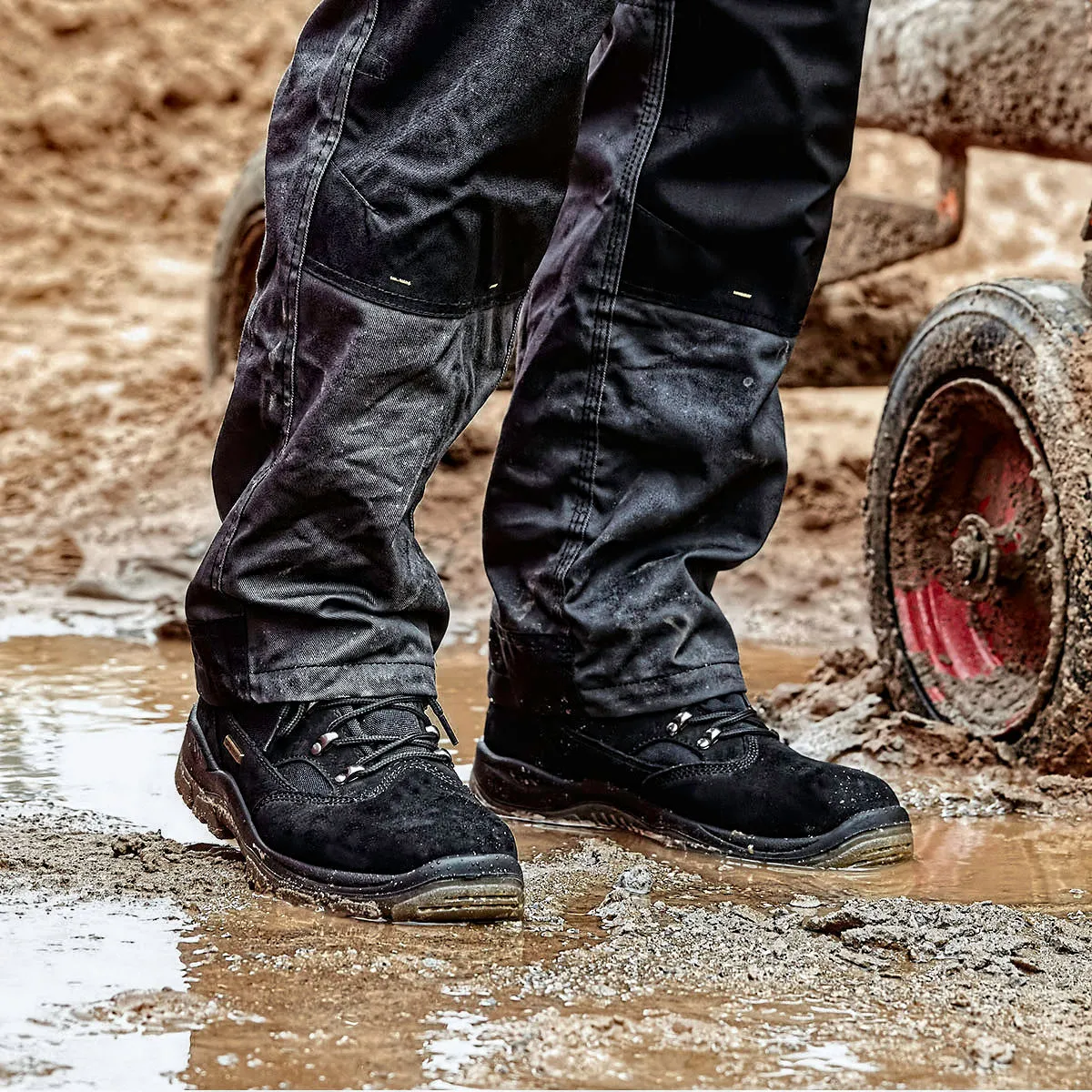 DeWalt Challenger Black Waterproof Safety Hiker Boots