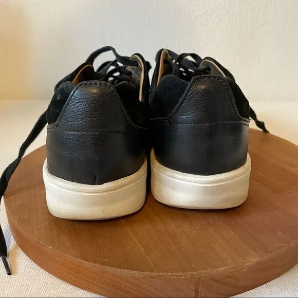 Donald J. Pliner Alan black suede sneakers 9