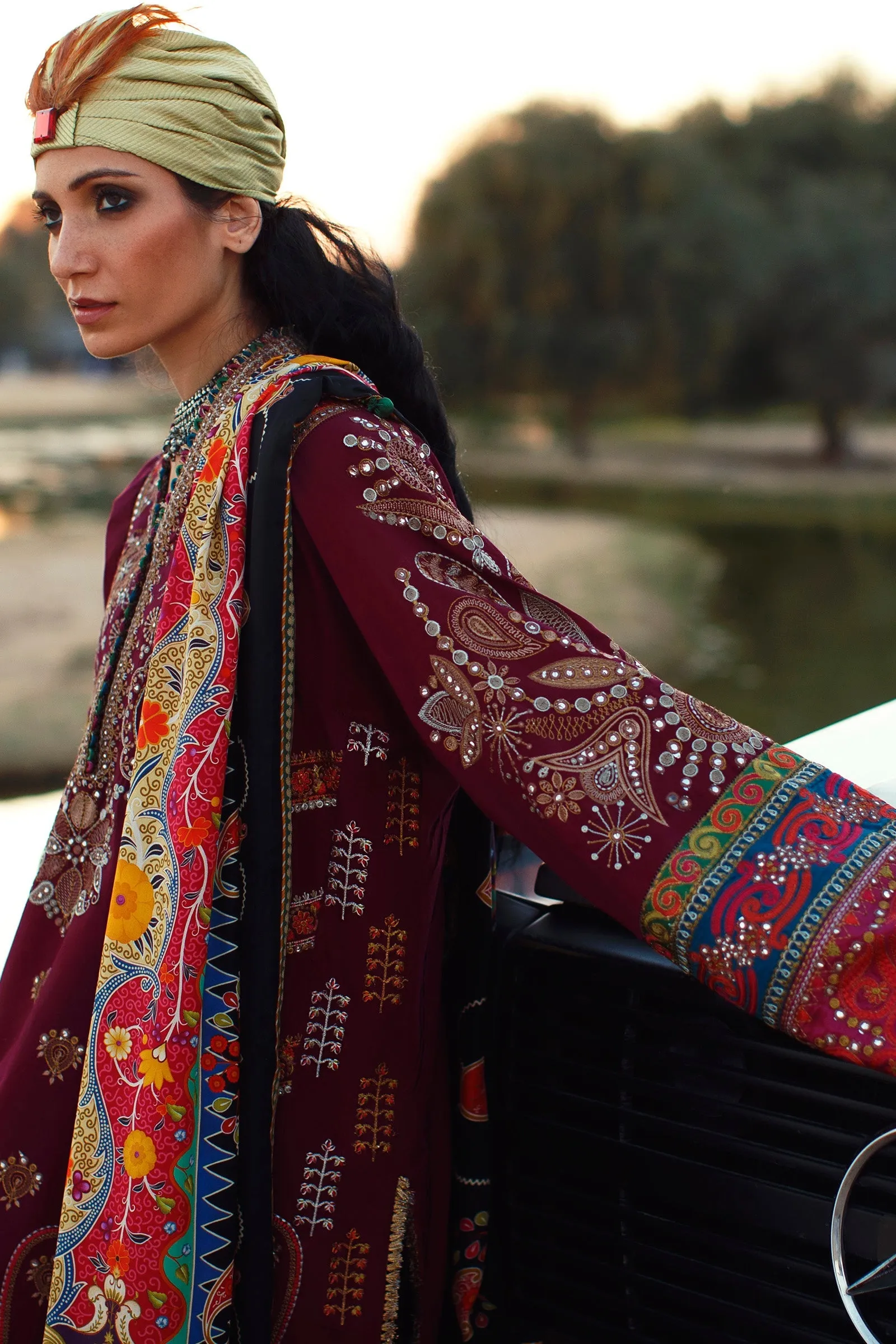 EL22-04 A (MAHROSH)  | Elan Lawn 2022 | Unstitched Embroidered Lawn Suit