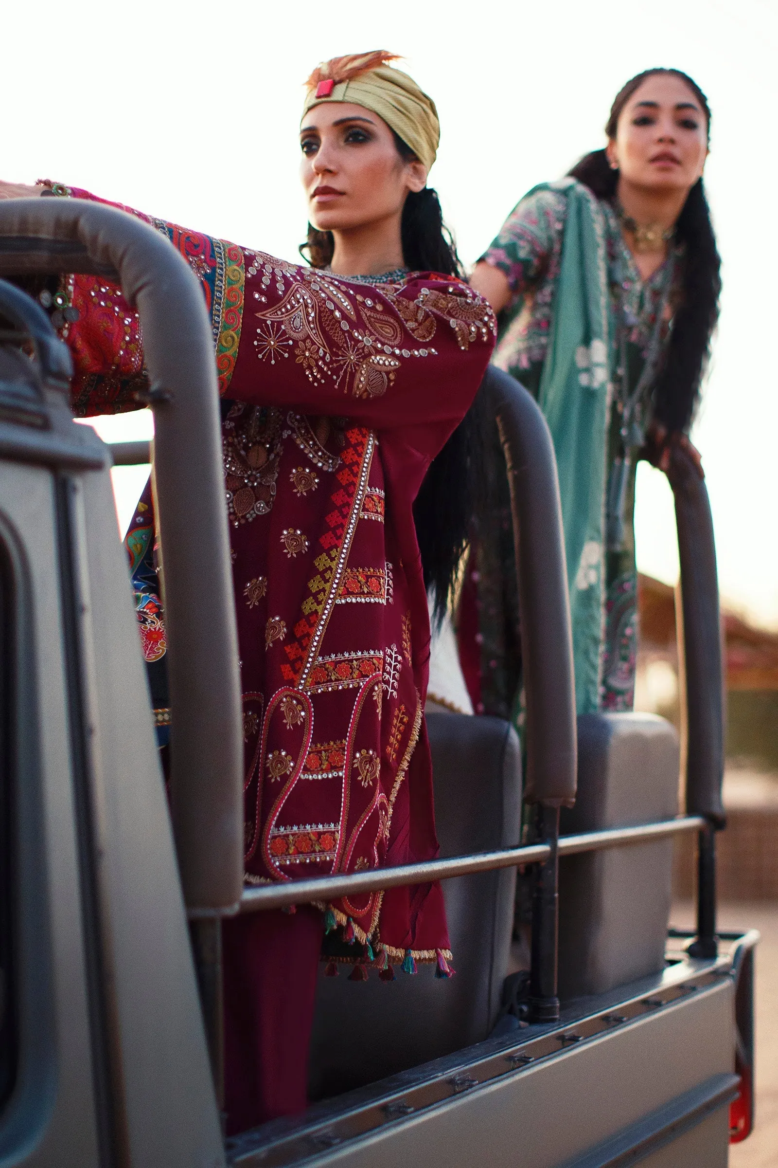 EL22-04 A (MAHROSH)  | Elan Lawn 2022 | Unstitched Embroidered Lawn Suit