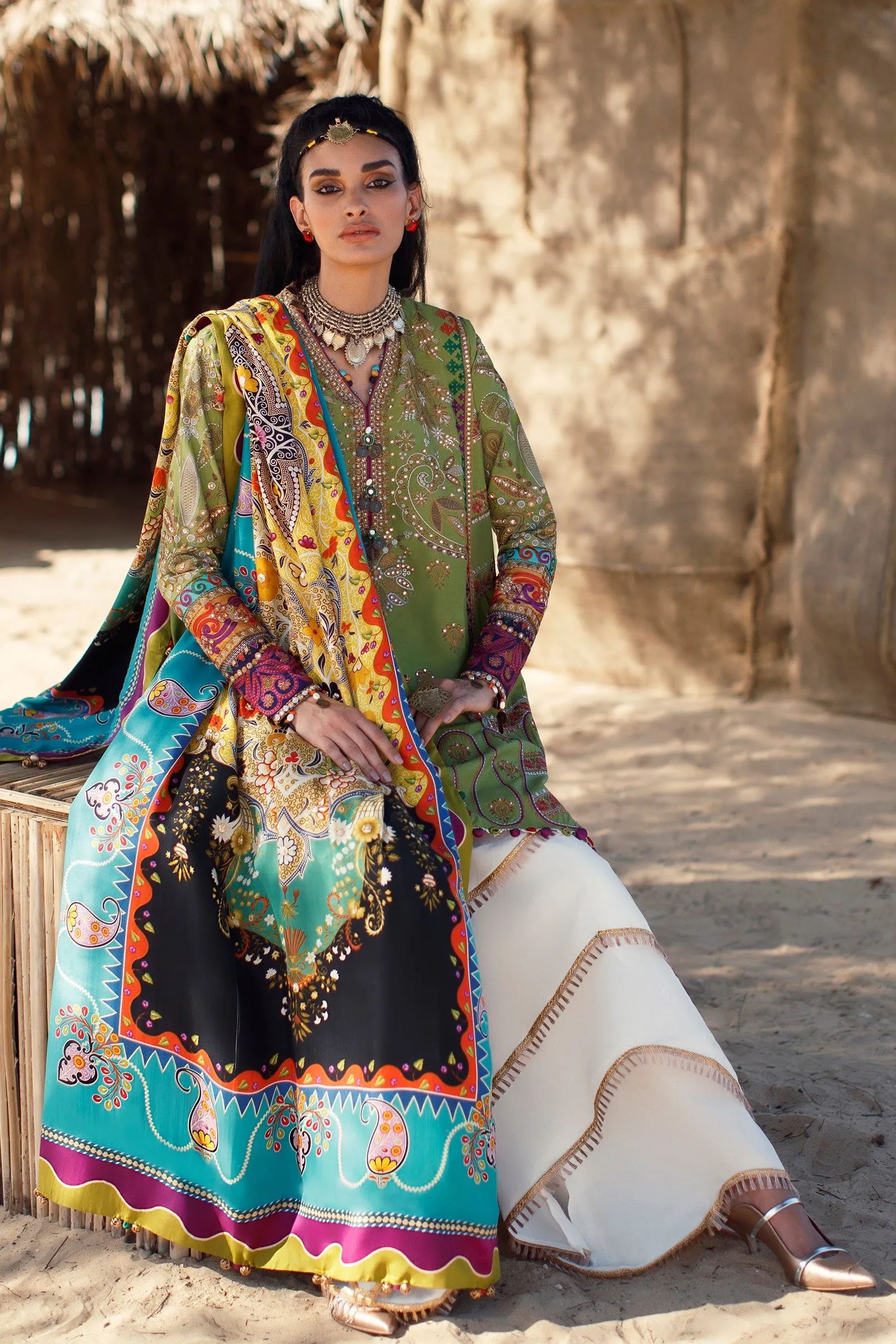 EL22-04 B (MAHROSH)  | Elan Lawn 2022 | Unstitched Embroidered Lawn Suit