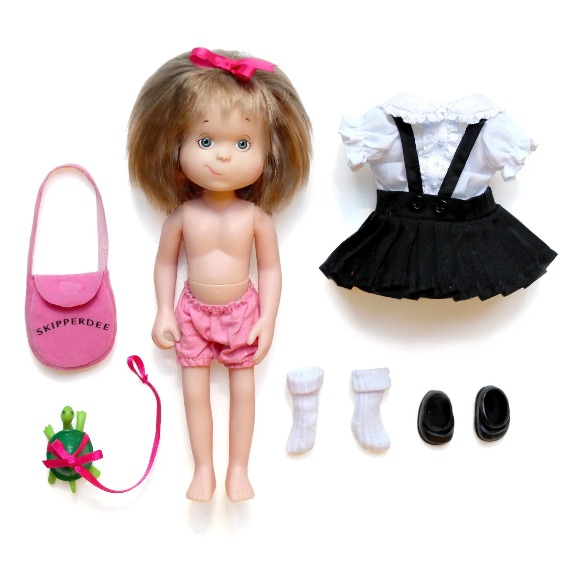 Eloise poseable doll