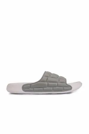 Fine EVR Stylish Textured Slipper for Men