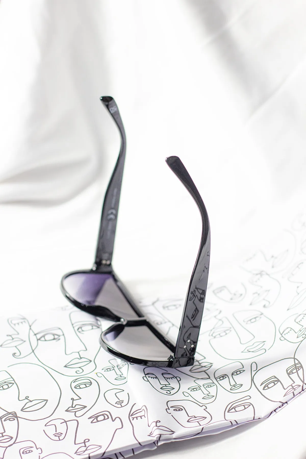 Flat Top Full Lens Sunglasses